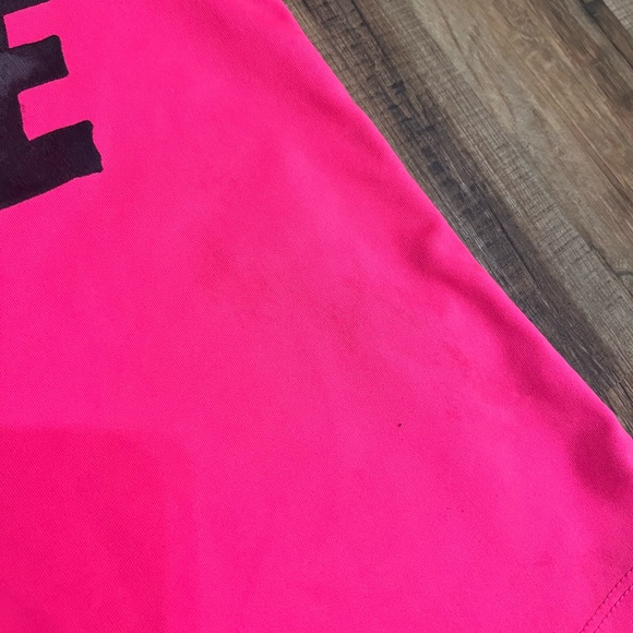 Nike Girl 4T- Hot Pink Top and Black Shorts Set - Picture 4 of 8